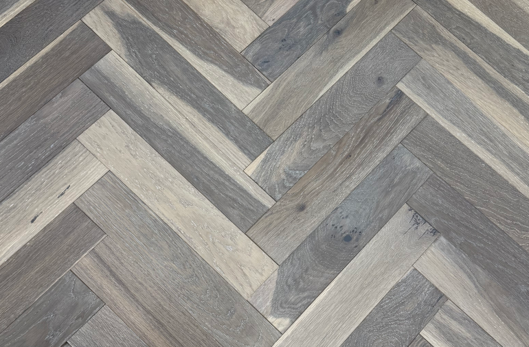 Engineered European White Oak Herringbone Flooring – HB1051