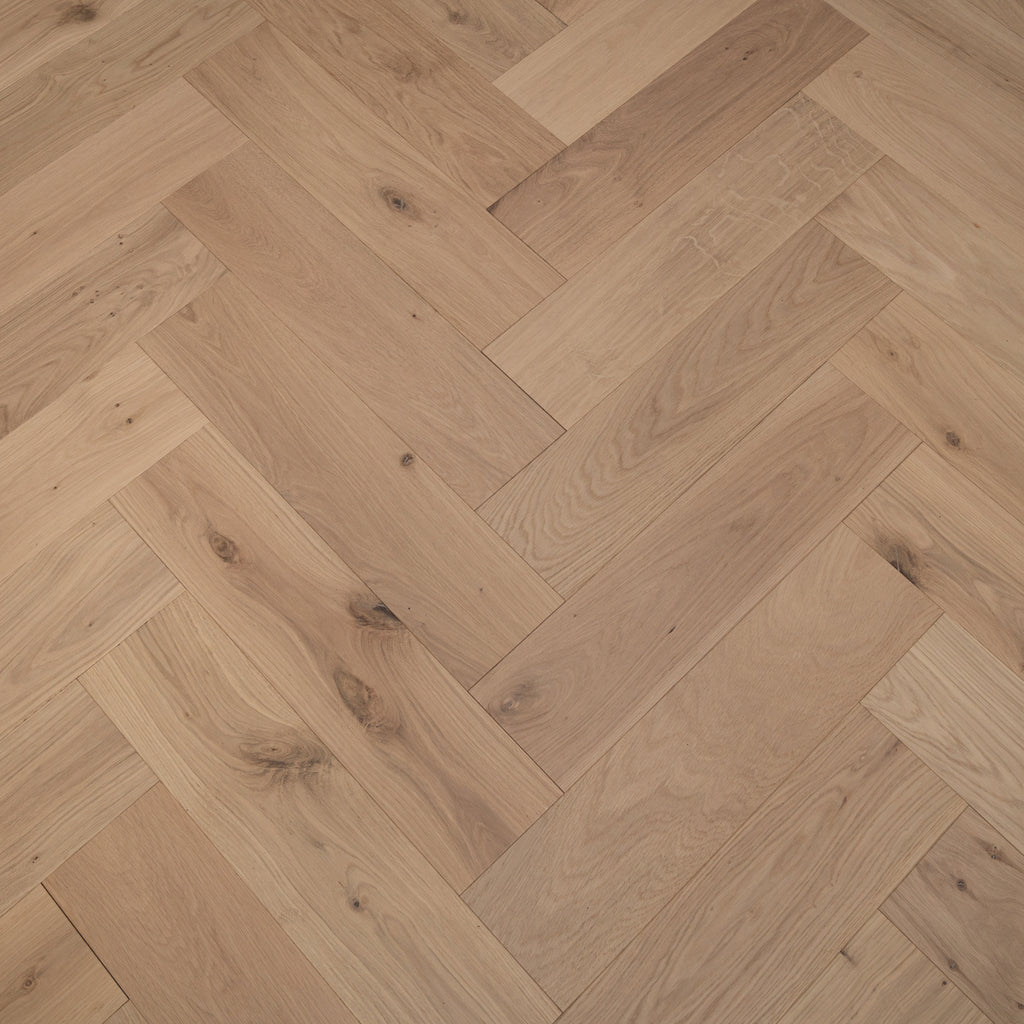 Engineered European White Oak Herringbone H1450C