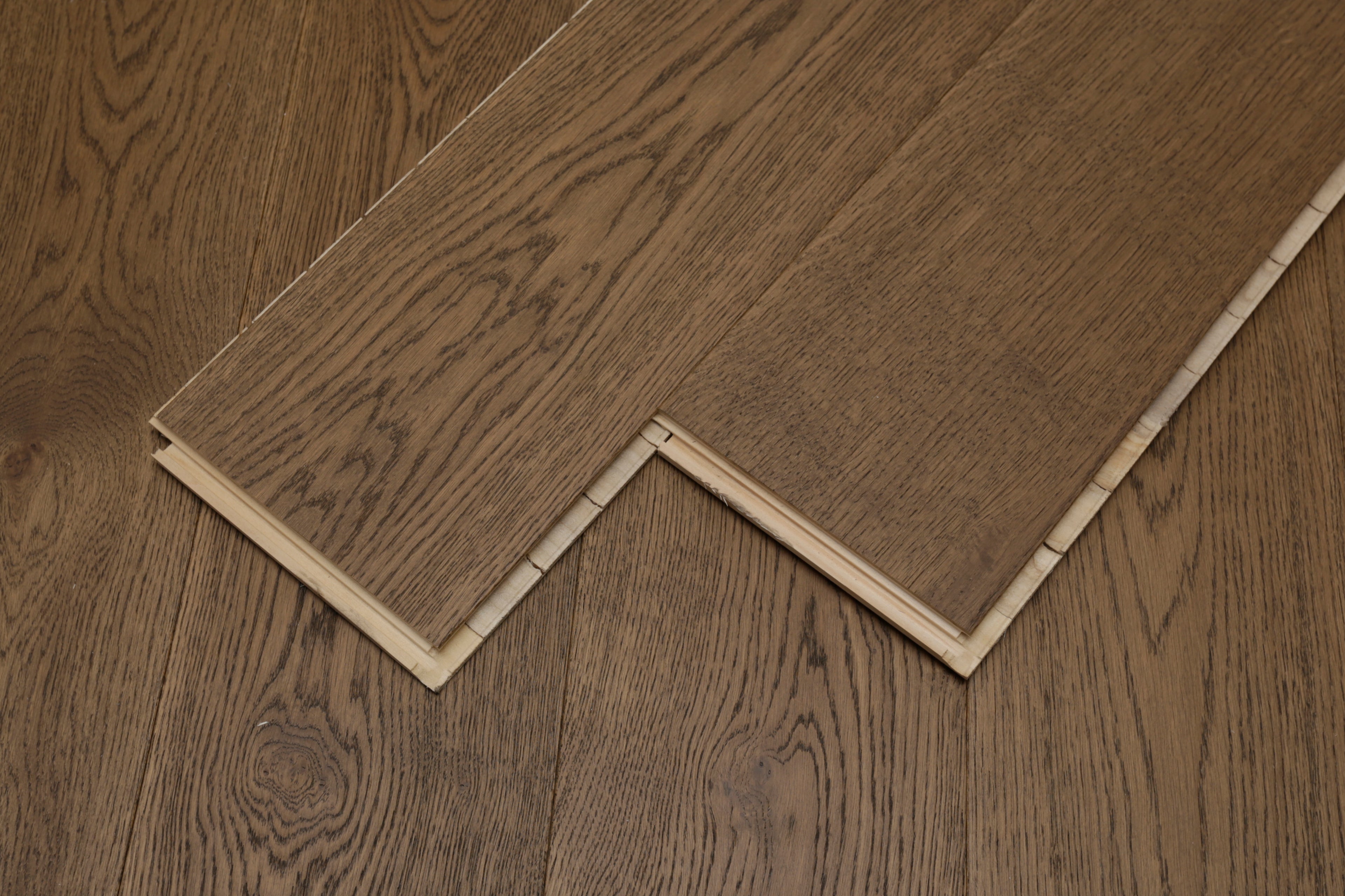 Engineered European White Oak Herringbone H1453C